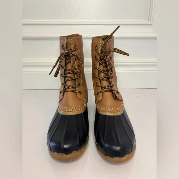 Lands’ End Women’s Size 7 Duck Boots Black Tan Flannel Lined - Picture 2 of 13